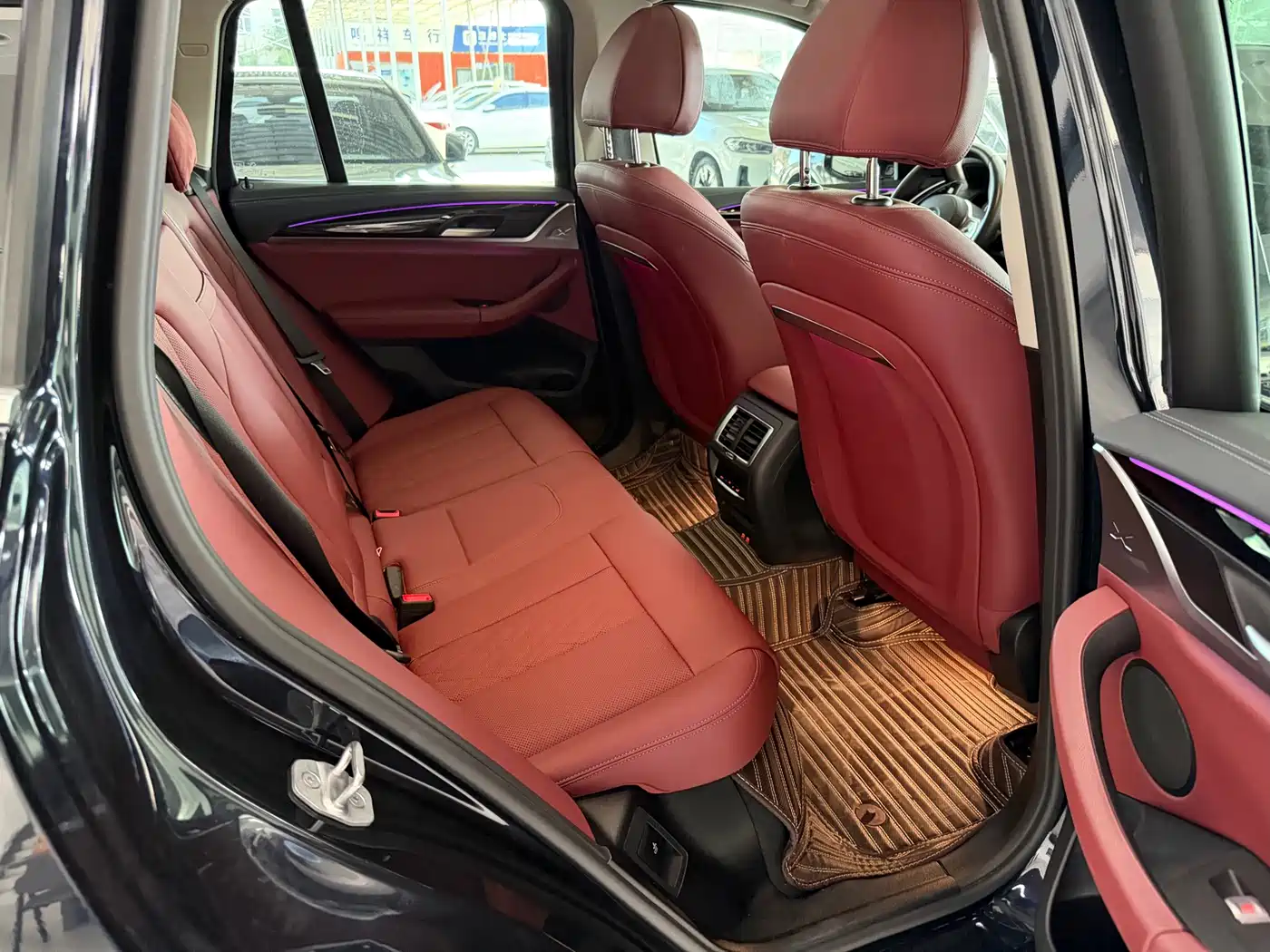 BMW iX3 2023 Черный из Китая