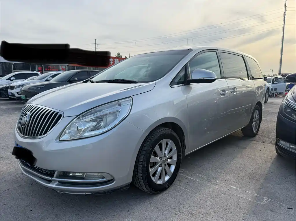 Buick GL8 2013