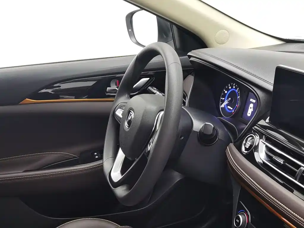 Changan Eado DT — миниатюра 22