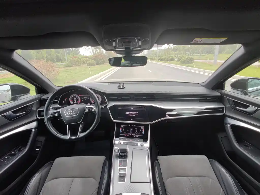 Audi A6L — миниатюра 7