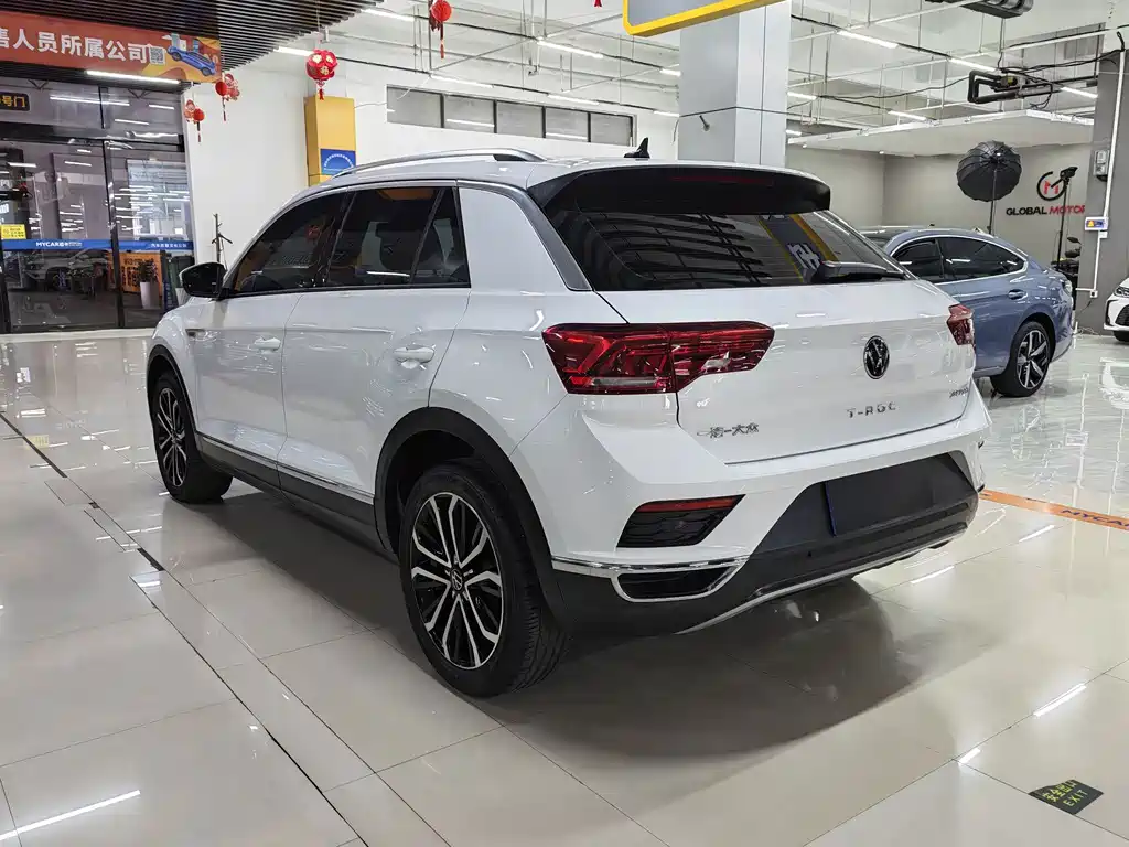 Volkswagen T-Roc — миниатюра 6