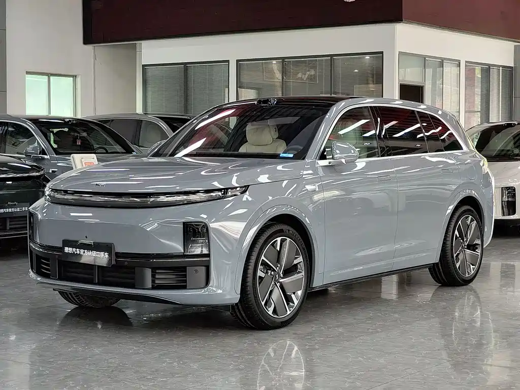 Li Auto Li L7 2025