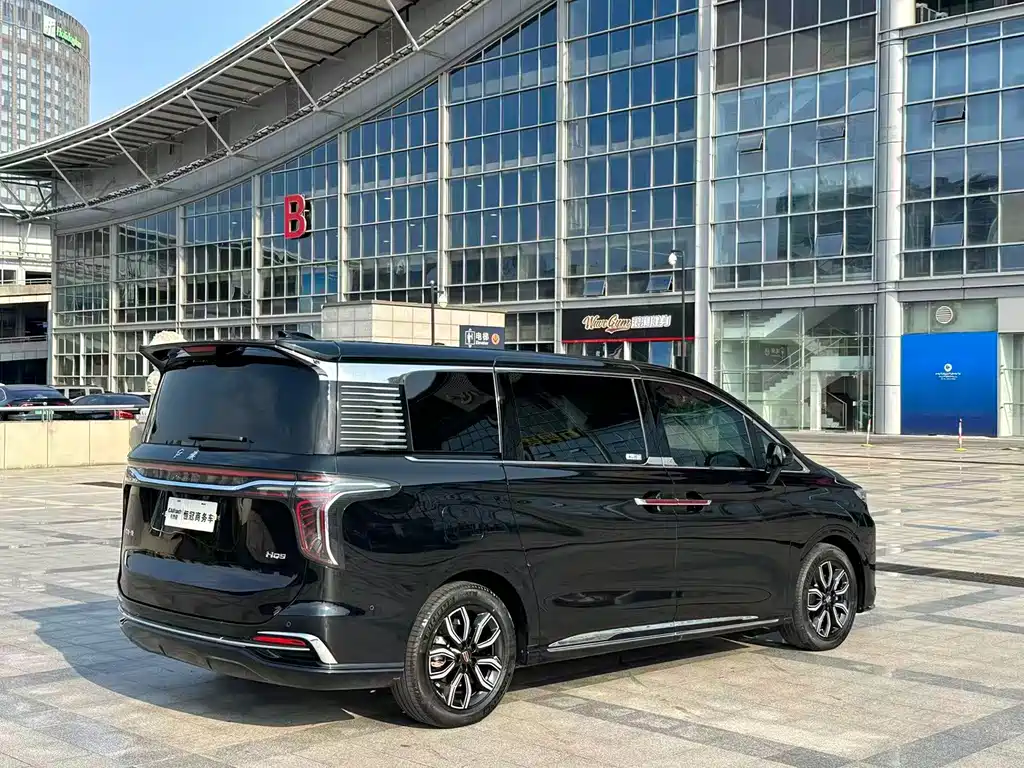 Hongqi Hongqi HQ9 — миниатюра 7