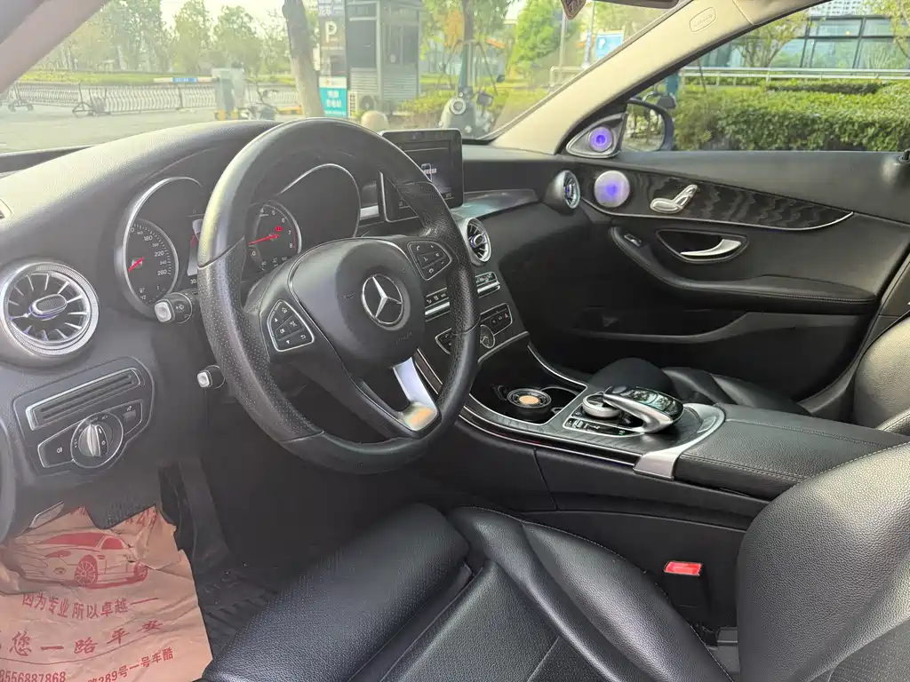 Mercedes-Benz C-Class (Import) — миниатюра 8