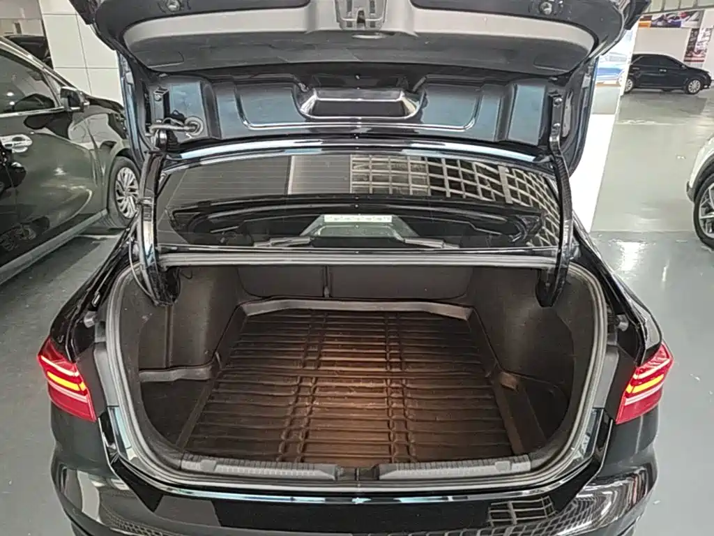 Volkswagen Lavida — миниатюра 19
