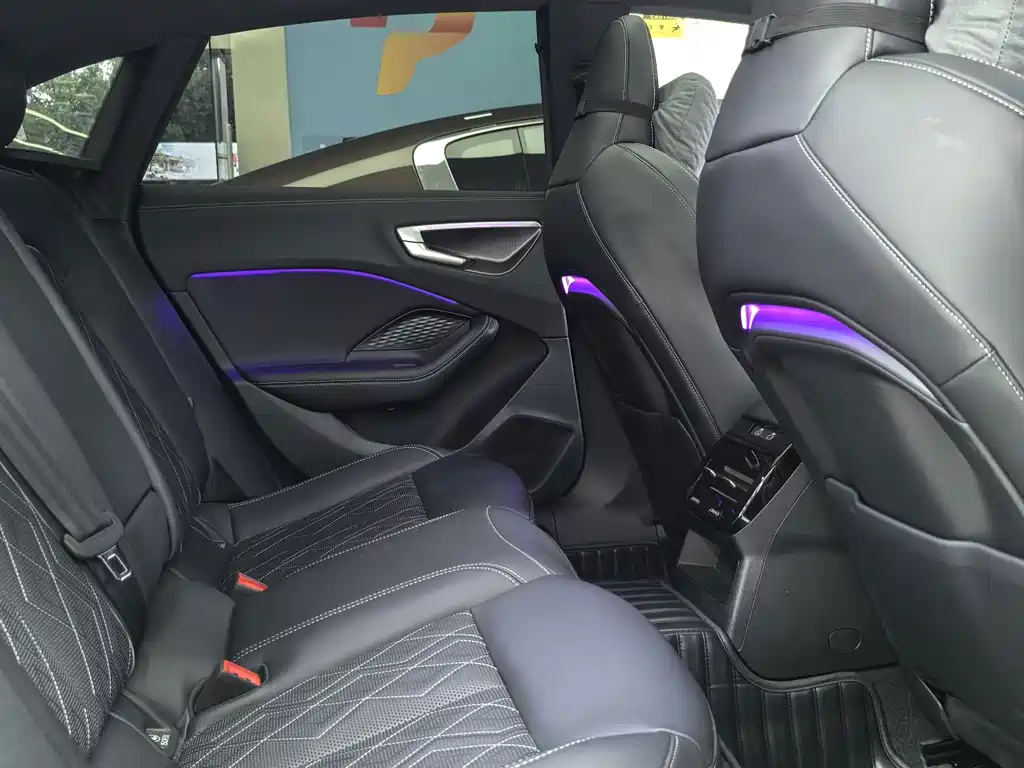 Audi A5L Sportback — миниатюра 13