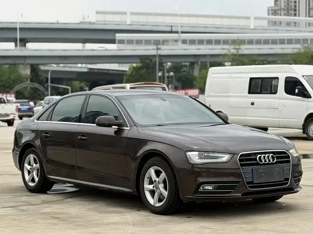 Audi A4L — миниатюра 3