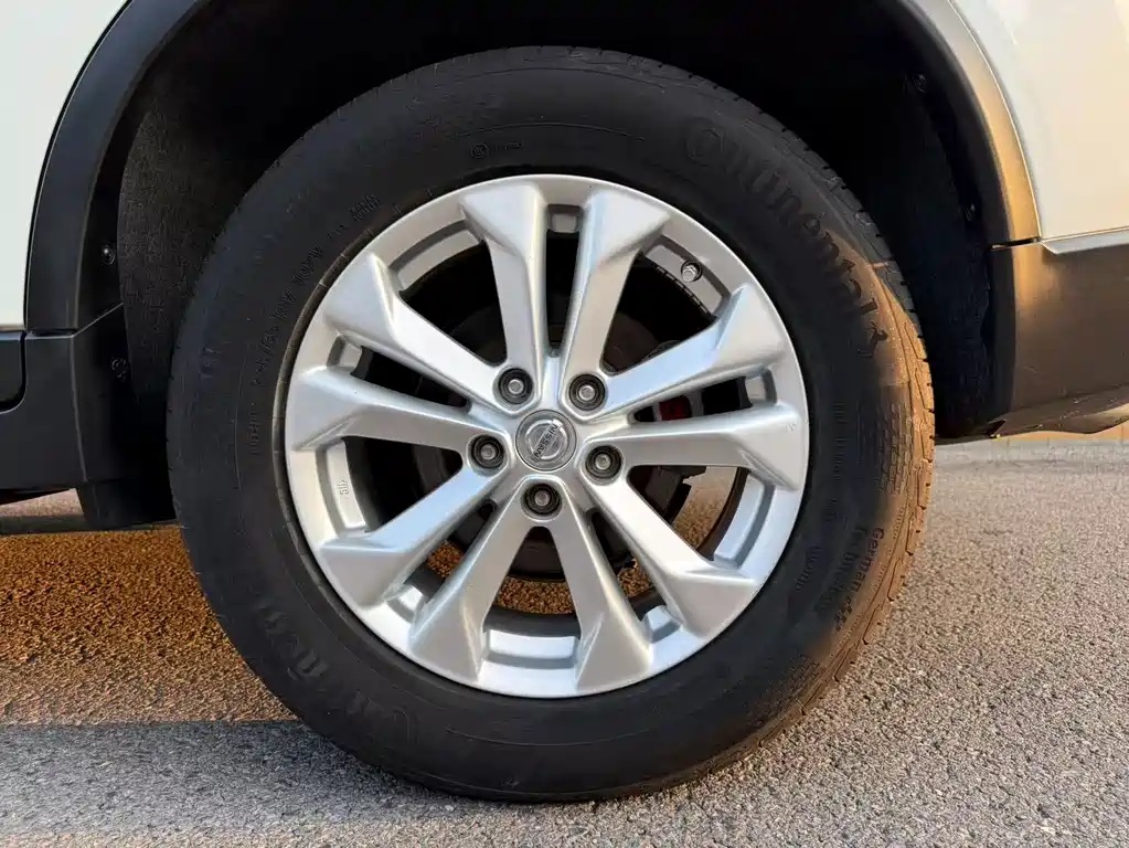 Nissan X-Trail — миниатюра 12