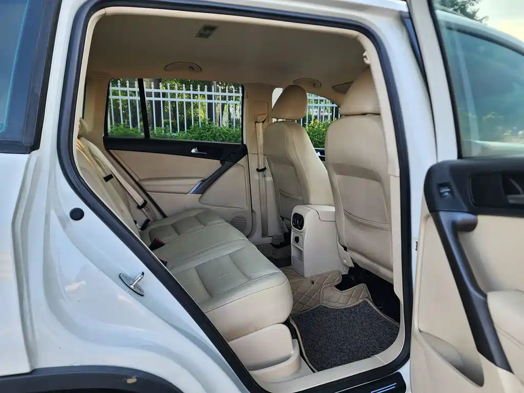 Volkswagen Tiguan — миниатюра 9