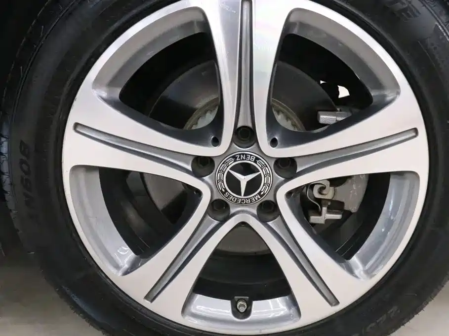 Mercedes-Benz C-Class — миниатюра 19