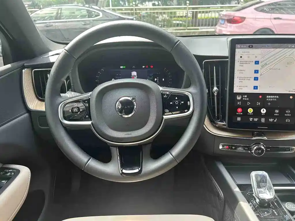 Volvo XC60 — миниатюра 6