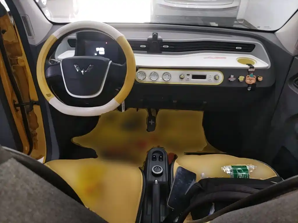 Wuling MINIEV — миниатюра 10