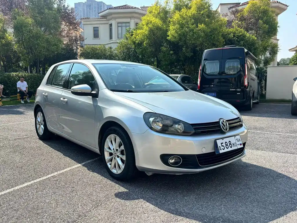 Volkswagen Golf — миниатюра 3
