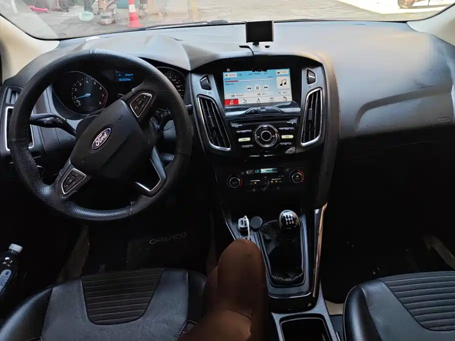 Ford Focus — миниатюра 12