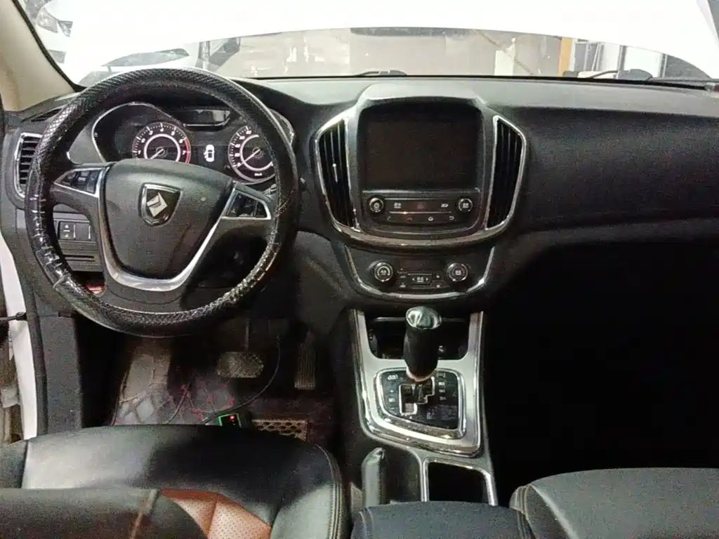 Baojun 560 2016 1.8L iAMT Elite