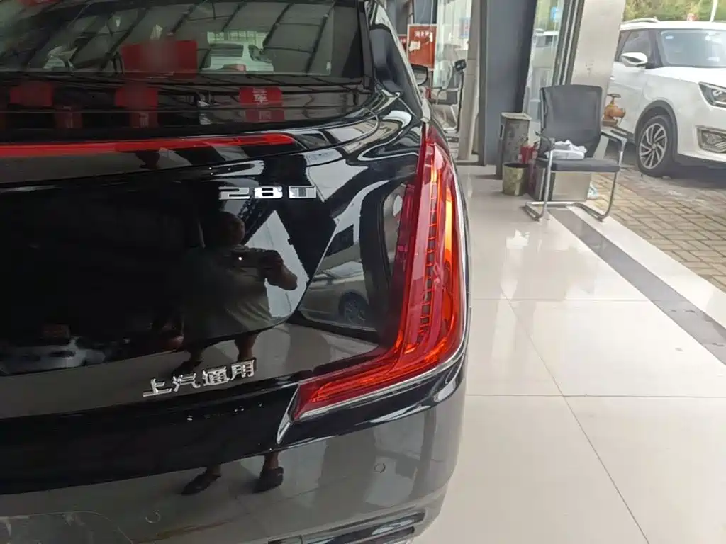 Cadillac XTS — миниатюра 8