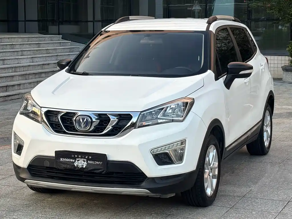Changan CS15 — миниатюра 3