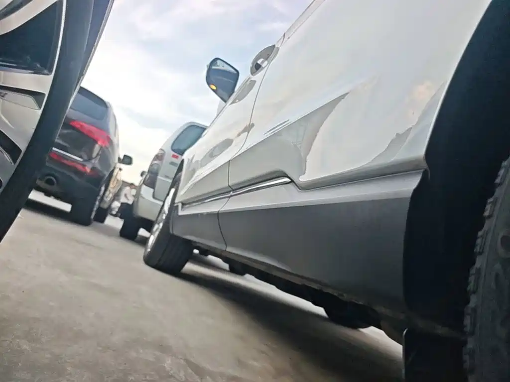 Ford Edge — миниатюра 22