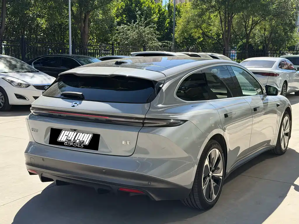 NIO ET5T — миниатюра 2