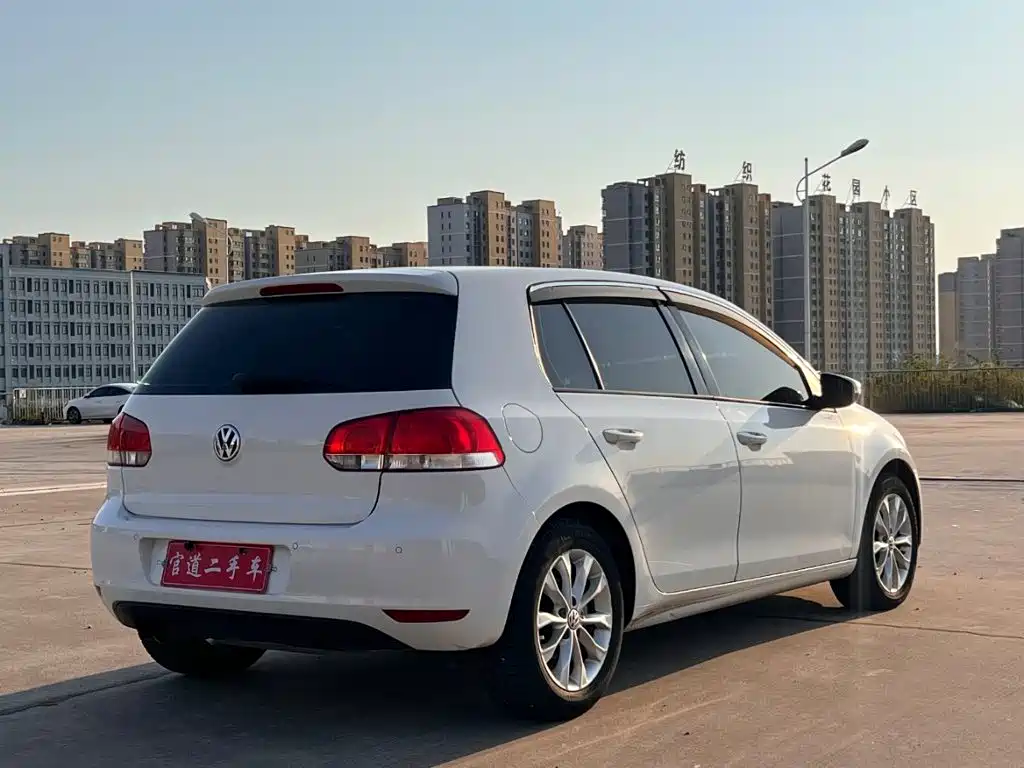 Volkswagen Golf — миниатюра 6