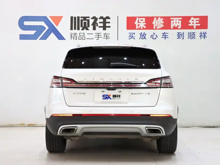 Lincoln Nautilus 2.0T 4WD Premium Edition, фото 5