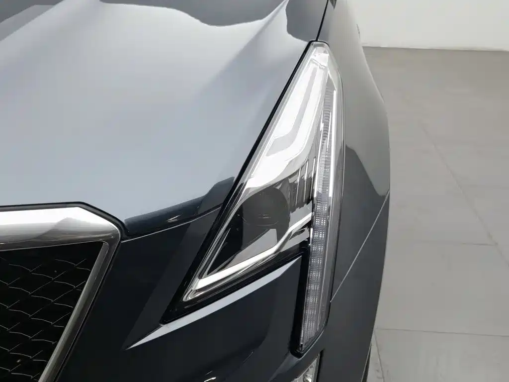 Cadillac XT5 — миниатюра 7