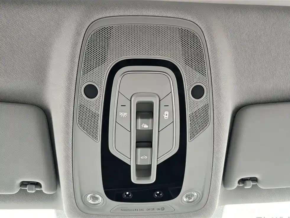 Audi A4L — миниатюра 16