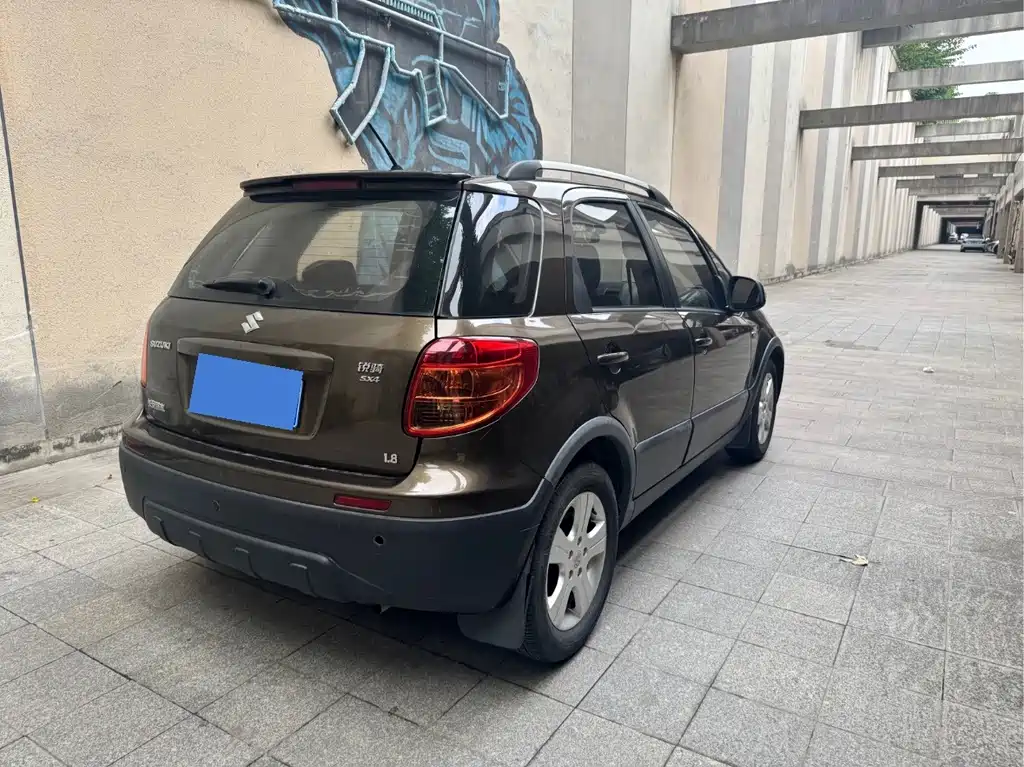 Suzuki SX4 — миниатюра 4