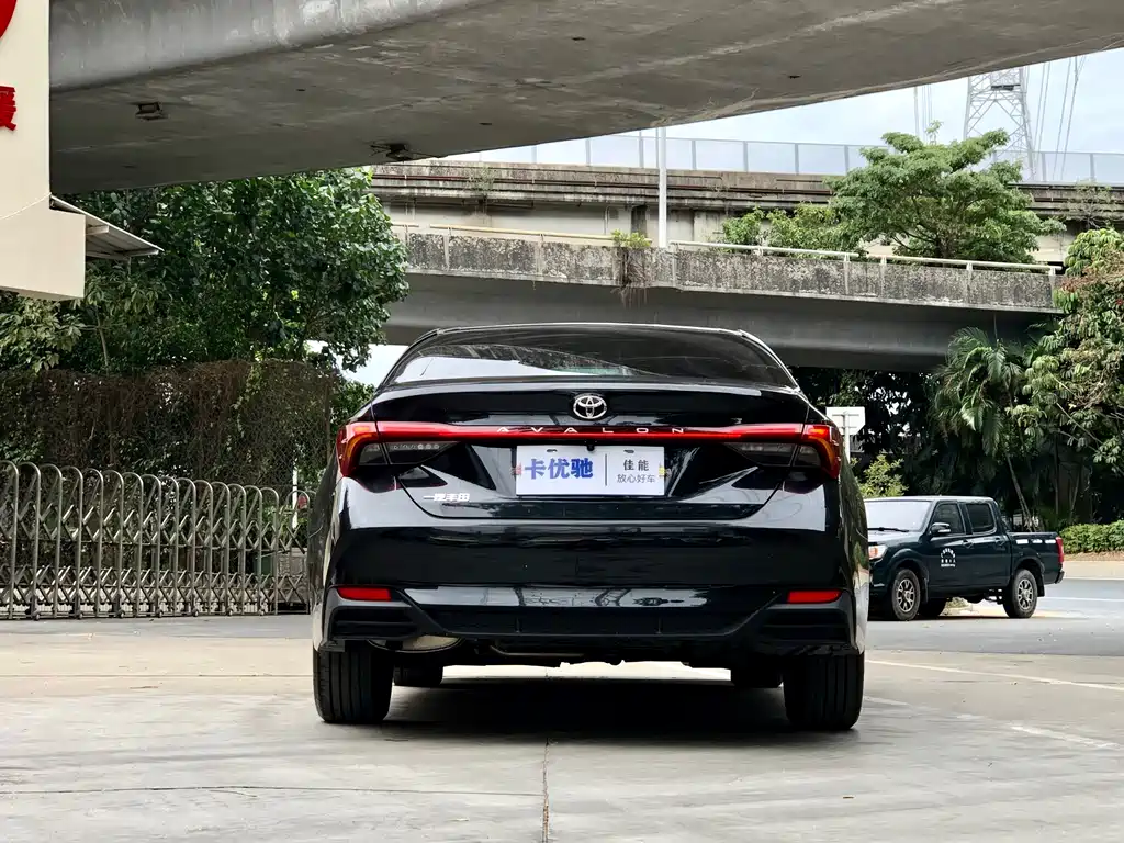 Toyota Avalon 2024 2.0L