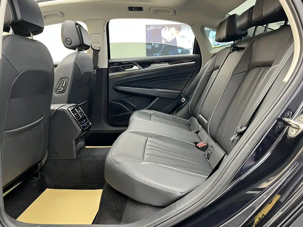 Volkswagen Passat — миниатюра 27