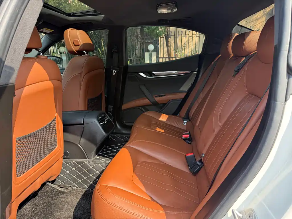 Maserati Ghibli — миниатюра 16