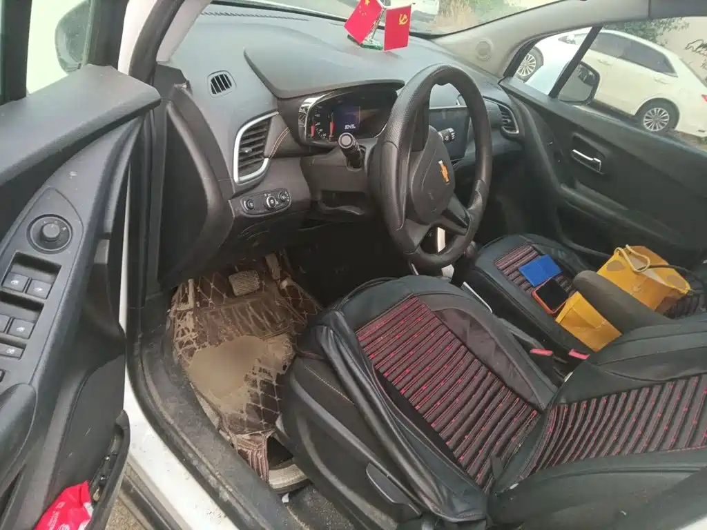 Chevrolet Trax — миниатюра 12