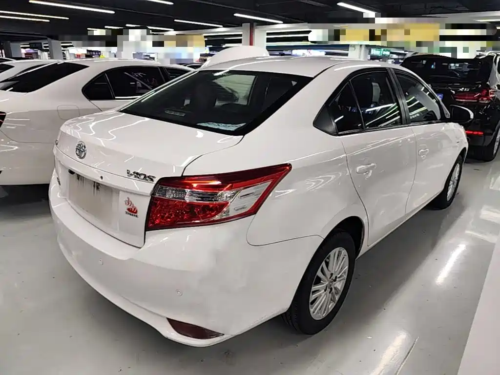Toyota Vios — миниатюра 7