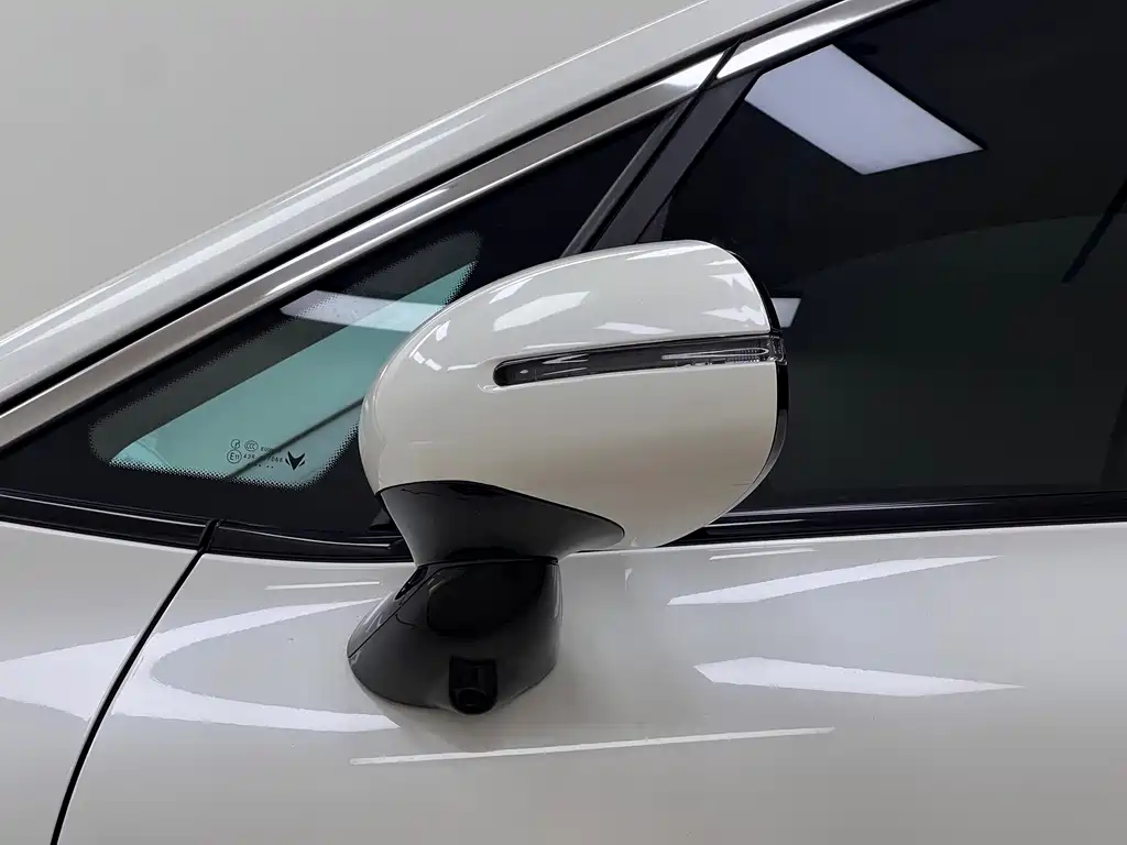 ARCFOX S — миниатюра 11