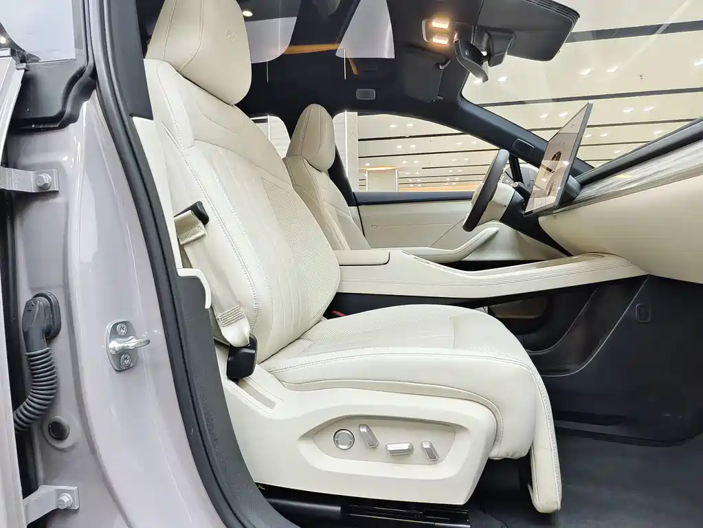 Onvo L60 2025 60kWh