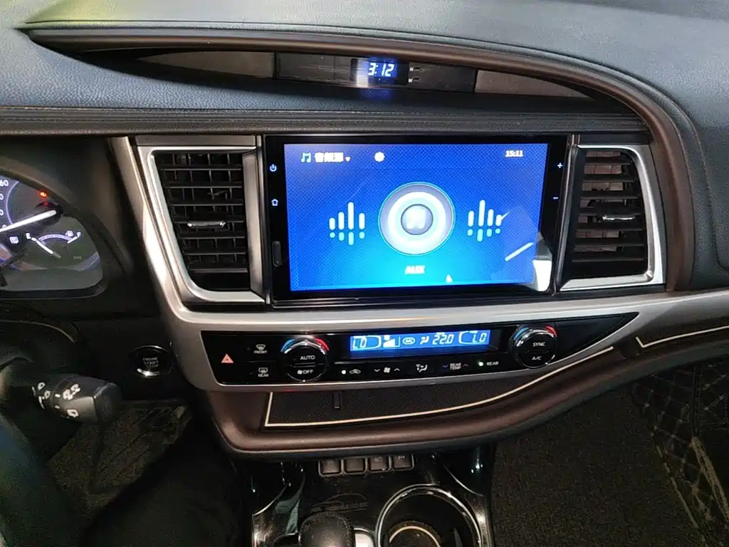 Toyota Highlander — миниатюра 13