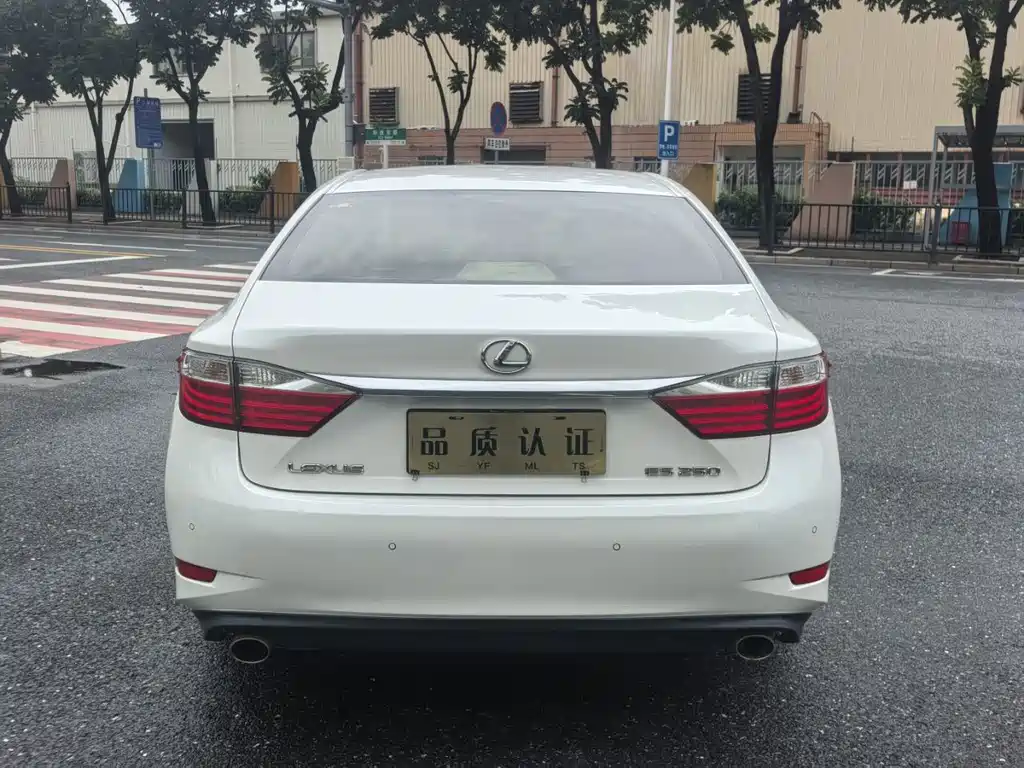 Lexus ES 2014 250 Comfort