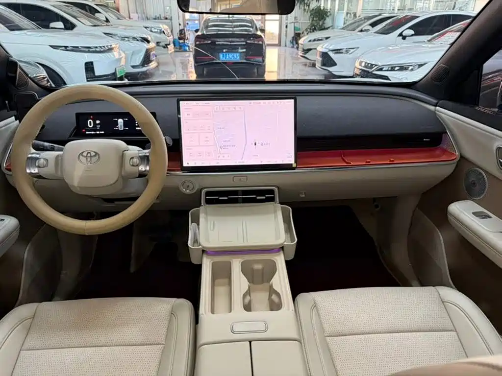 Toyota bZ3 — миниатюра 5