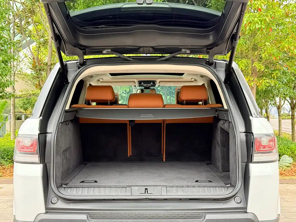 Land Rover Sport — миниатюра 10