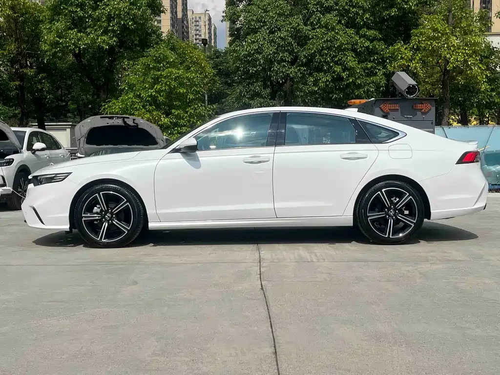 Honda Inspire 2024 260TURBO