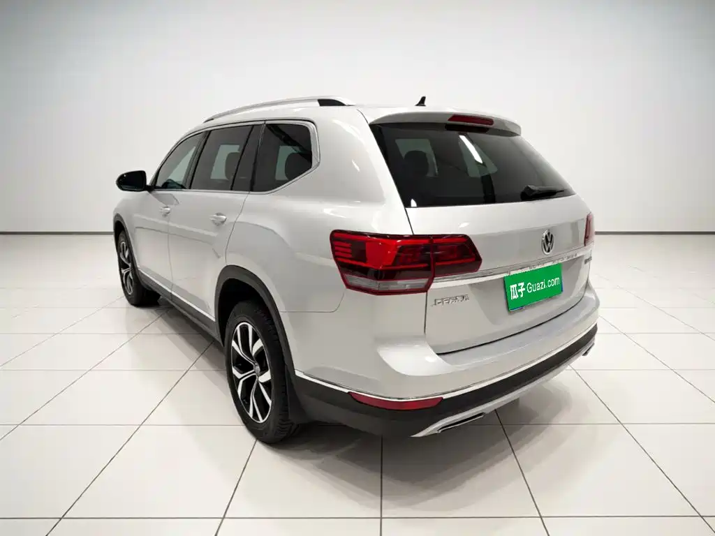 Volkswagen Teramont — миниатюра 4