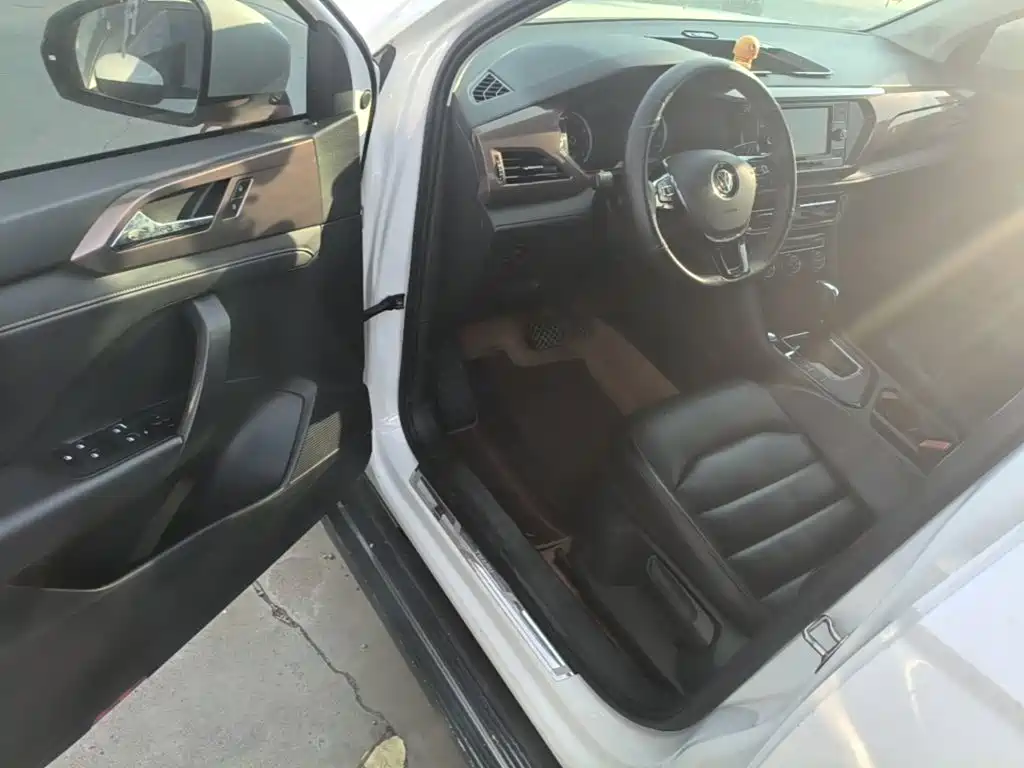 Volkswagen Tharu — миниатюра 16