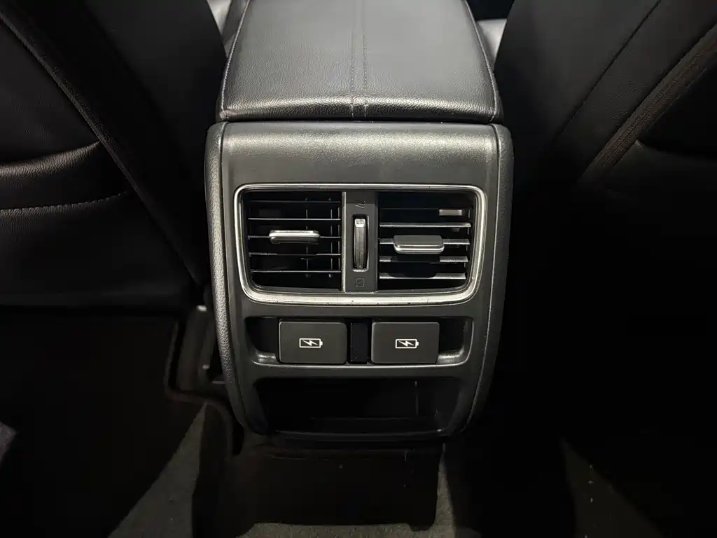 Honda Accord — миниатюра 17