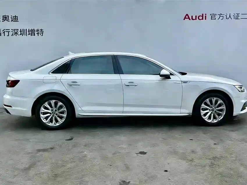 Audi A4L 2019 40 TFSI VI