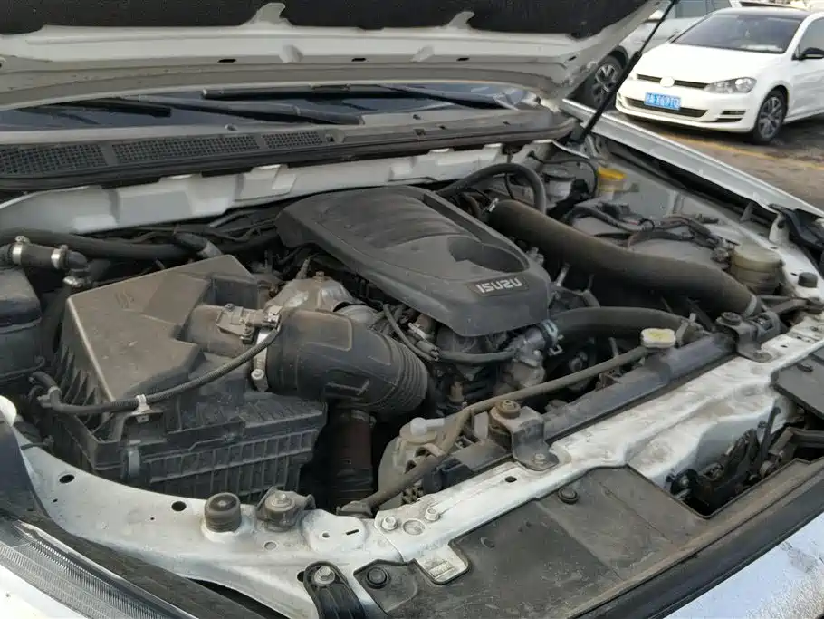 ISUZU MU X SHEPHERD RANGER