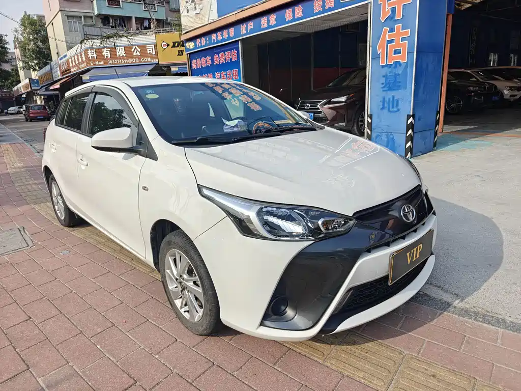 TOYOTA YARIS L ZHIXUAN
