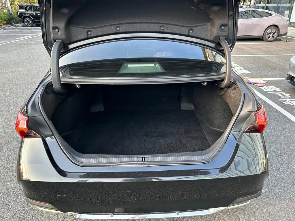 Toyota Avalon — миниатюра 11