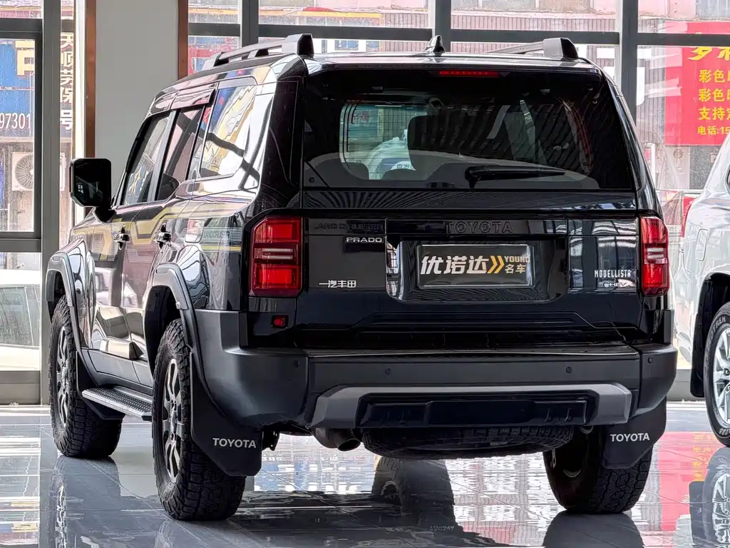 Toyota Land Cruiser Prado 2024 2.4T WX 6 мест