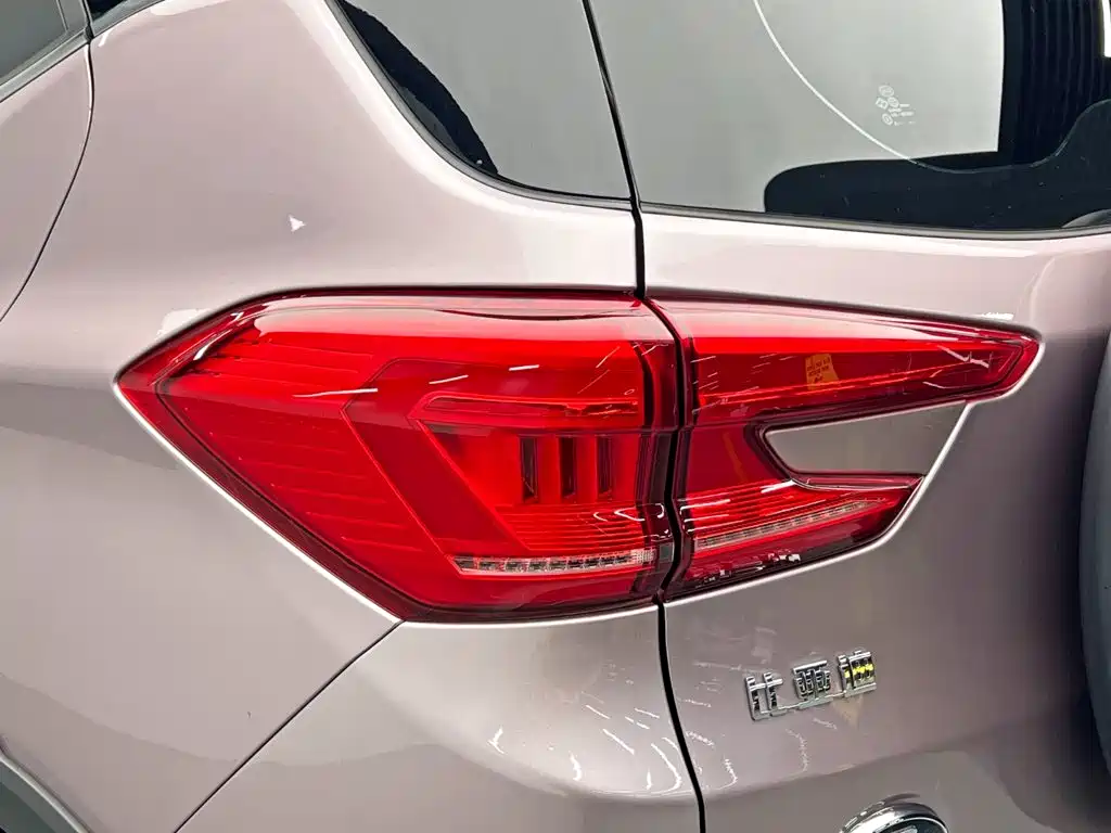 BYD Yuan Pro — миниатюра 10