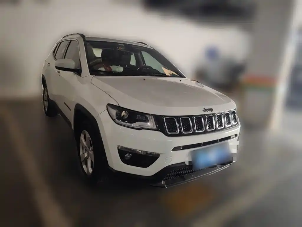 Jeep Compass — миниатюра 24